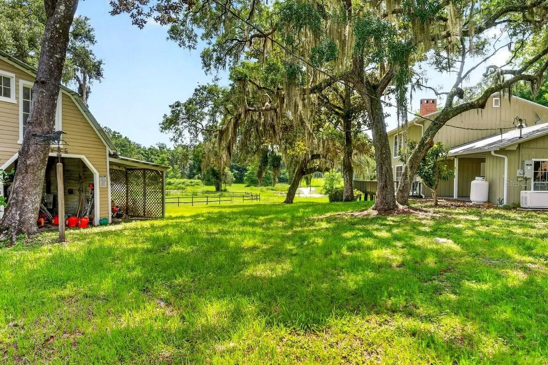 1980 Lake Hires Road De Leon Springs FL 32130
