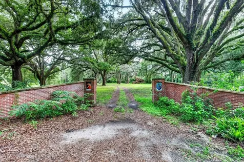 1980 Lake Hires Road De Leon Springs FL 32130