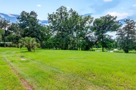 1980 Lake Hires Road De Leon Springs FL 32130