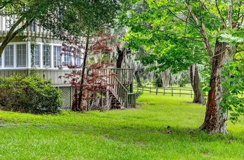 1980 Lake Hires Road De Leon Springs FL 32130