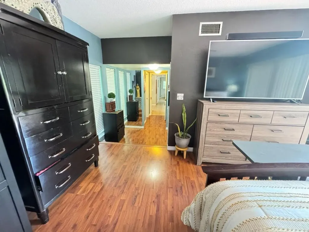 8435 NW 6th Avenue Gainesville FL 32607