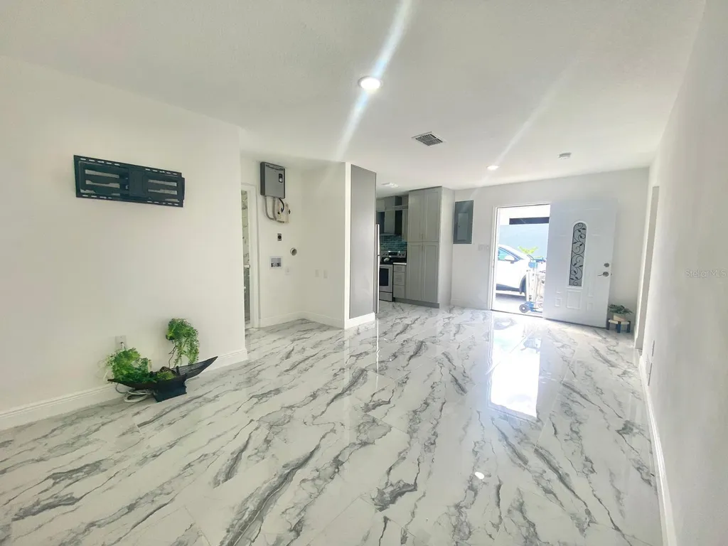 10521 Mary Lou Drive Orlando FL 32825