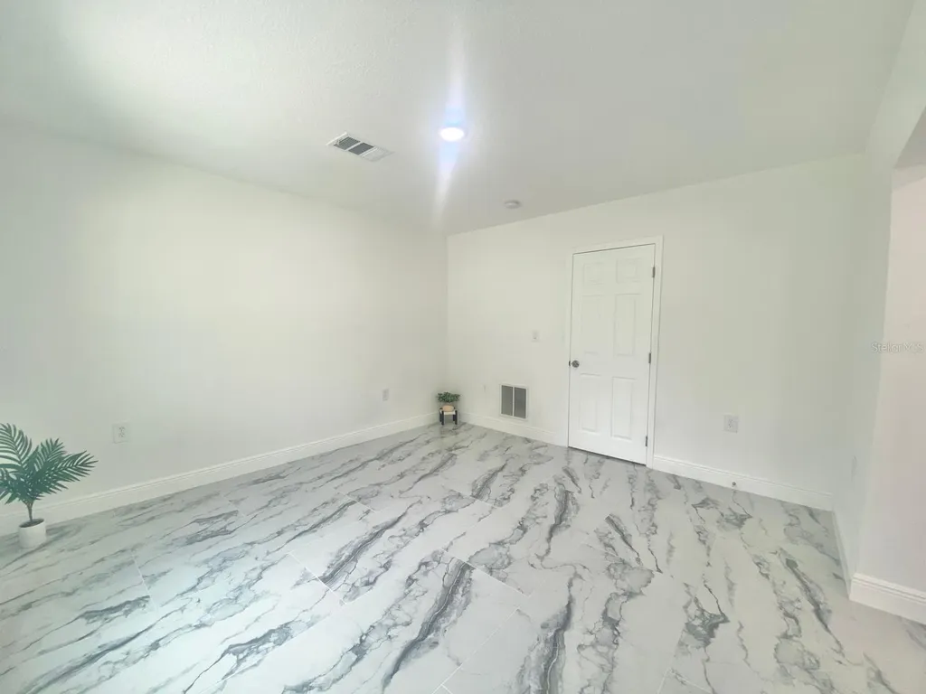 10521 Mary Lou Drive Orlando FL 32825