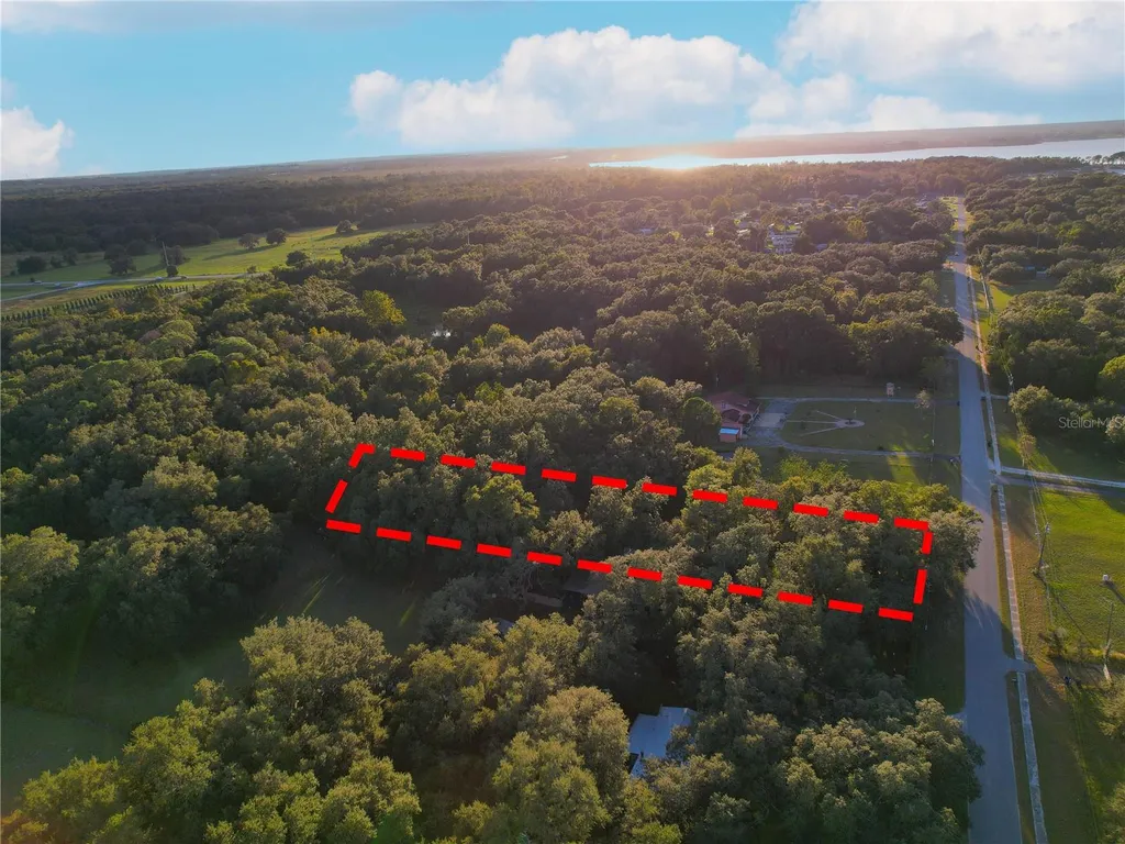 13724 Tennessee Avenue Astatula FL 34705