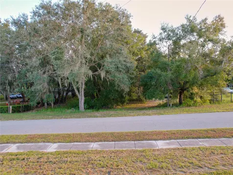 13724 Tennessee Avenue Astatula FL 34705