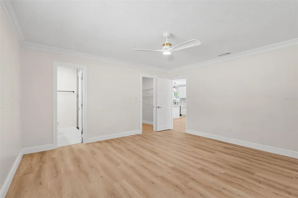 4828 22nd Avenue N St Petersburg FL 33713