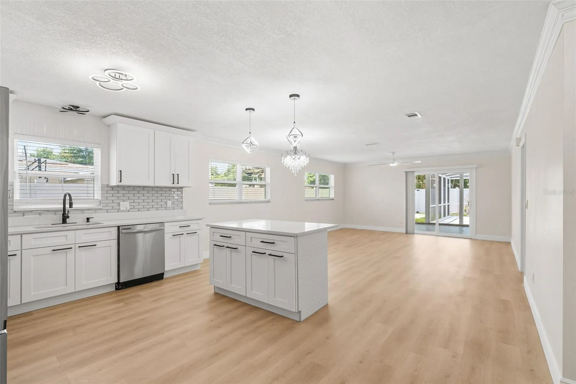 4828 22nd Avenue N St Petersburg FL 33713