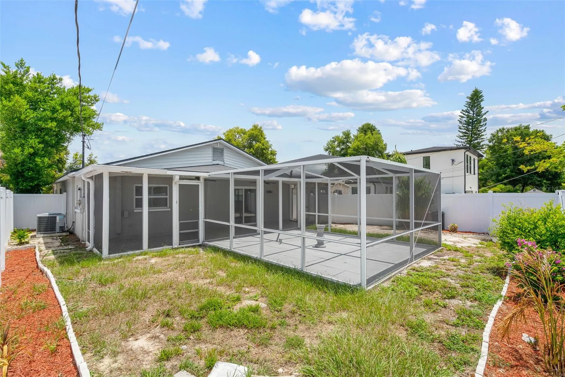 4828 22nd Avenue N St Petersburg FL 33713