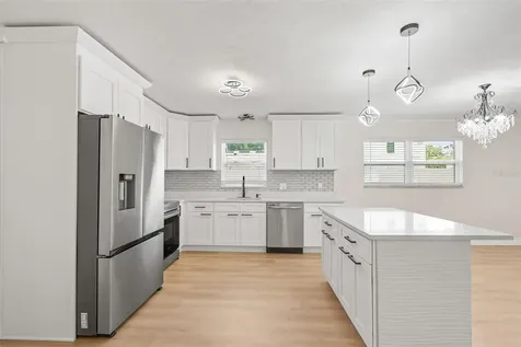 4828 22nd Avenue N St Petersburg FL 33713