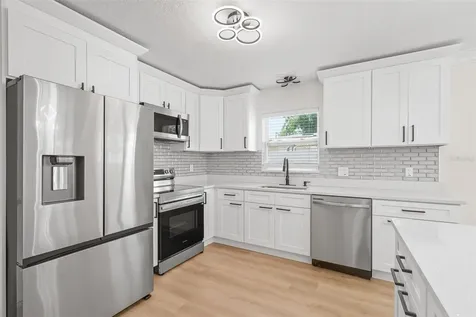4828 22nd Avenue N St Petersburg FL 33713