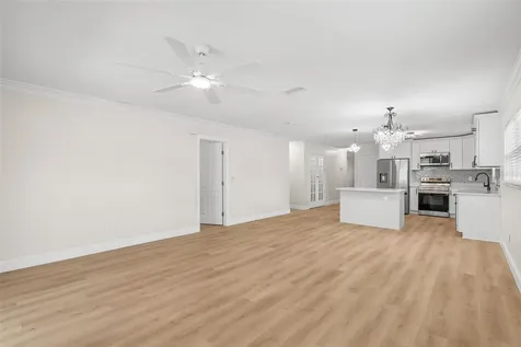 4828 22nd Avenue N St Petersburg FL 33713