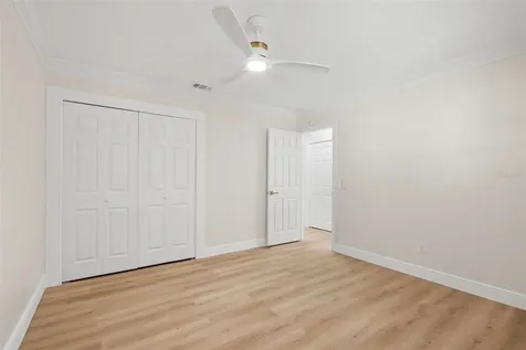 4828 22nd Avenue N St Petersburg FL 33713
