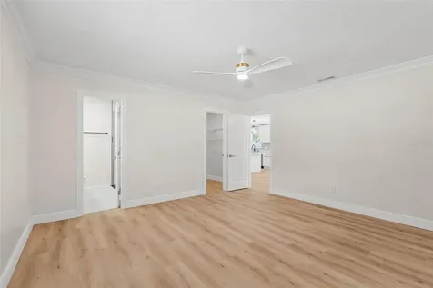 4828 22nd Avenue N St Petersburg FL 33713