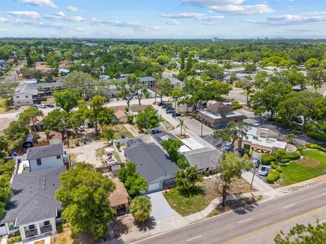 4828 22nd Avenue N St Petersburg FL 33713