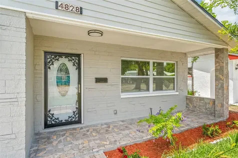 4828 22nd Avenue N St Petersburg FL 33713