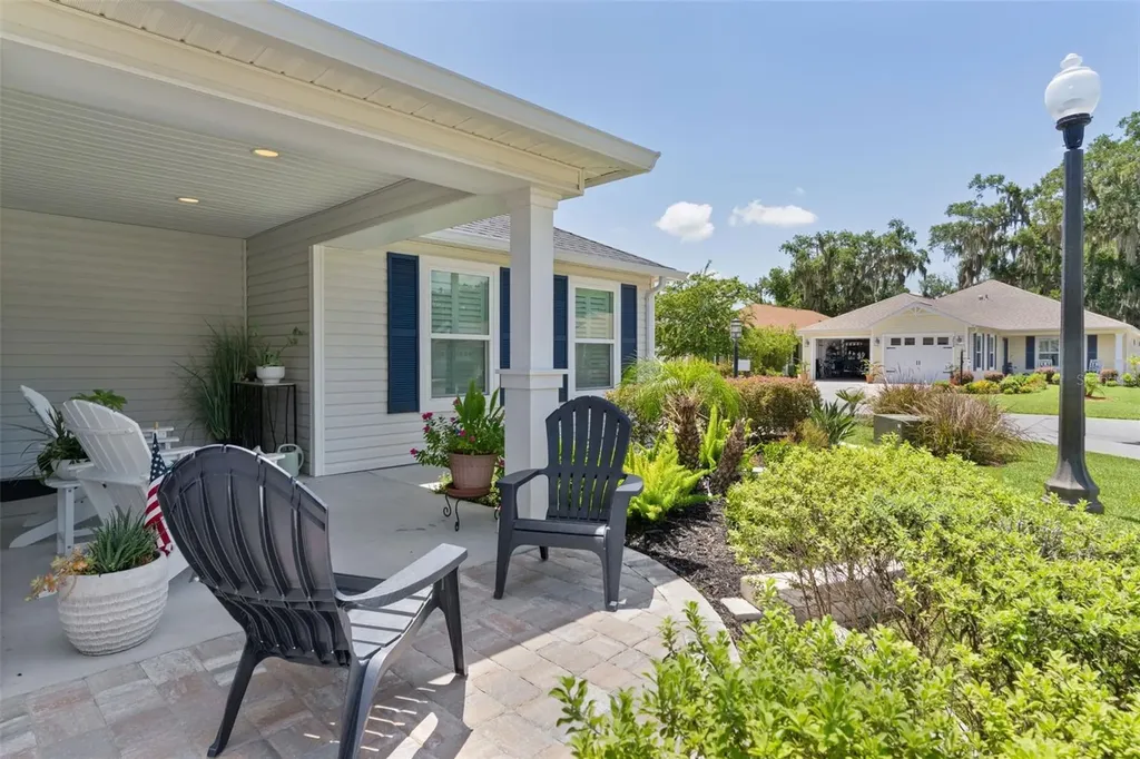 2823 Christopher Court The Villages FL 32163