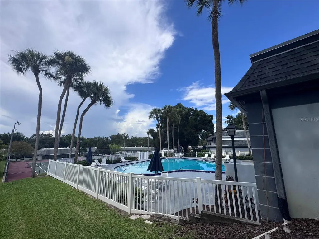 1201 N Mcmullen Booth Road Clearwater FL 33759