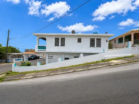461 Comm. Mariani Bo. Emajagua Maunabo PR 00707