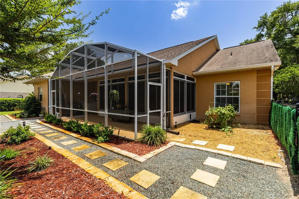 34021 Park Lane Leesburg FL 34788