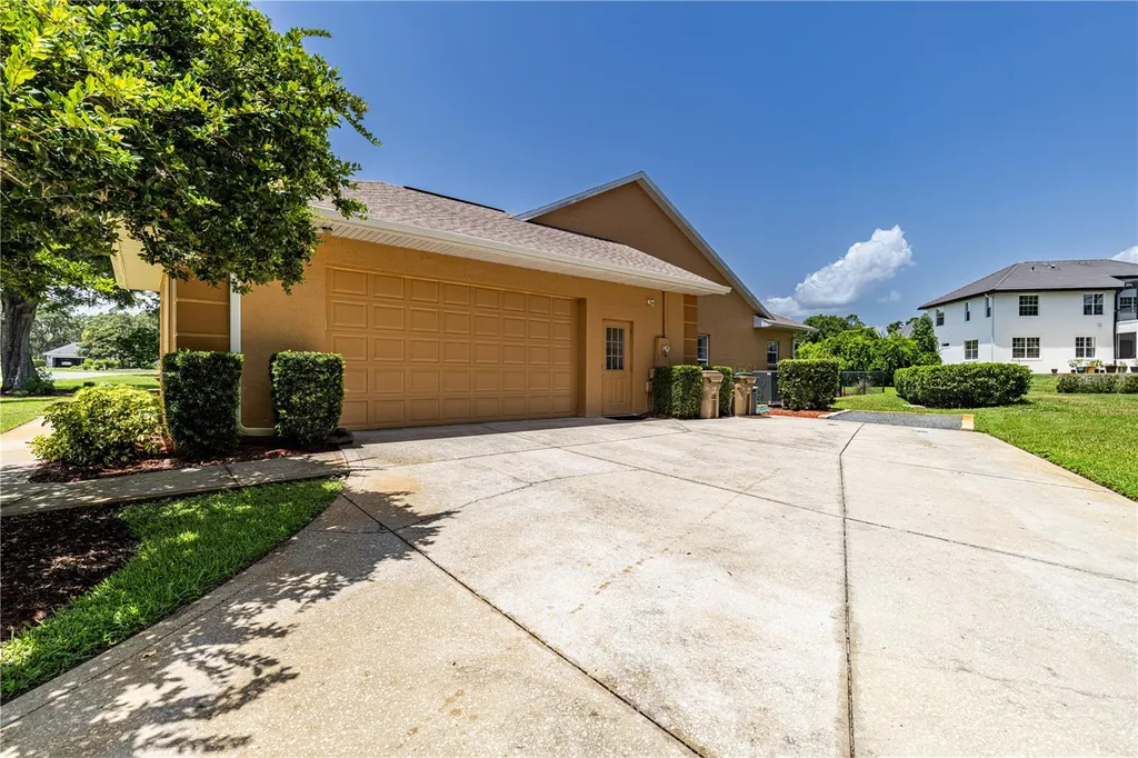 34021 Park Lane Leesburg FL 34788