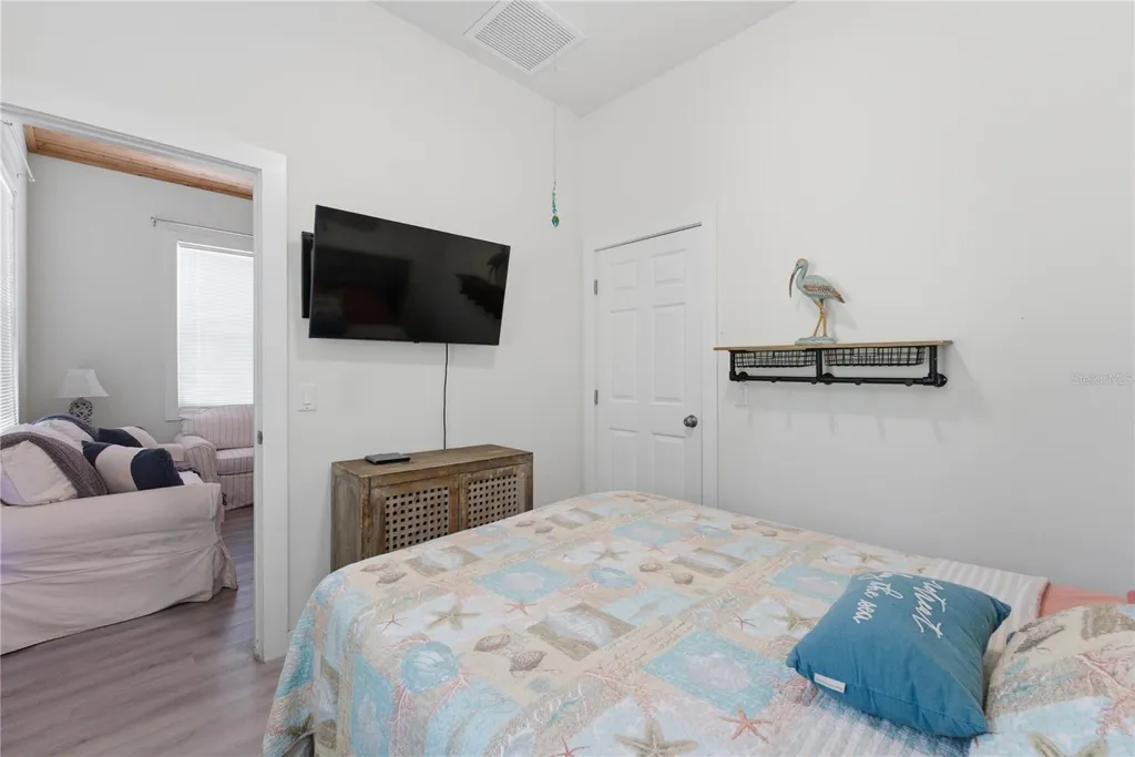559 18th Street E Bradenton FL 34208