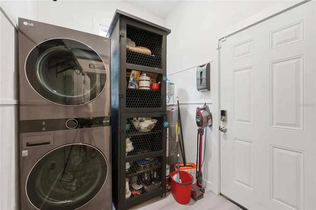 559 18th Street E Bradenton FL 34208