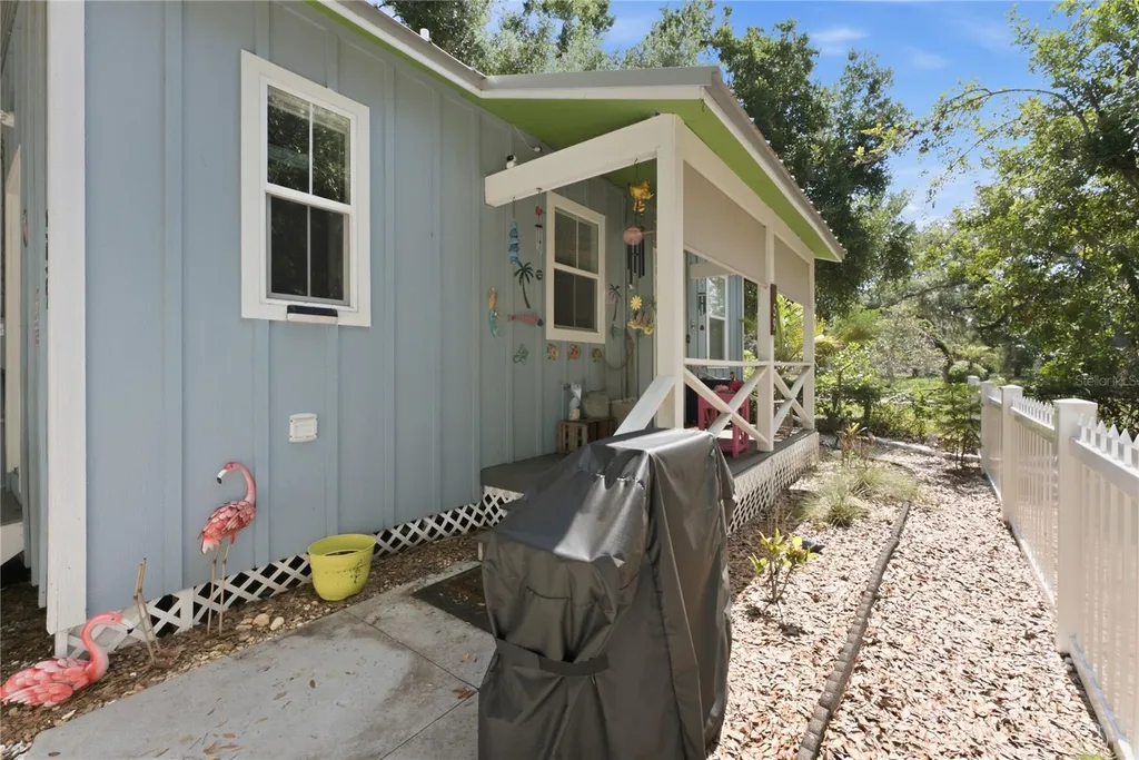 559 18th Street E Bradenton FL 34208