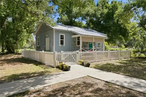 559 18th Street E Bradenton FL 34208