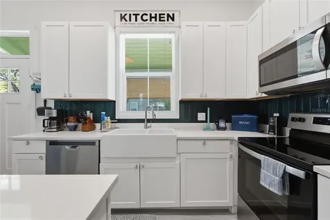 559 18th Street E Bradenton FL 34208