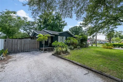 1010 W Berry Avenue Tampa FL 33603