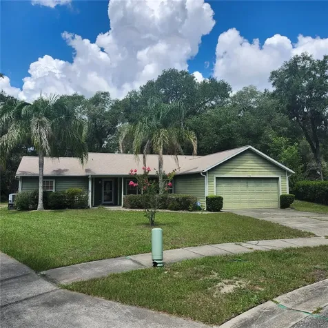 1056 Shady Hollow Drive Deland FL 32724