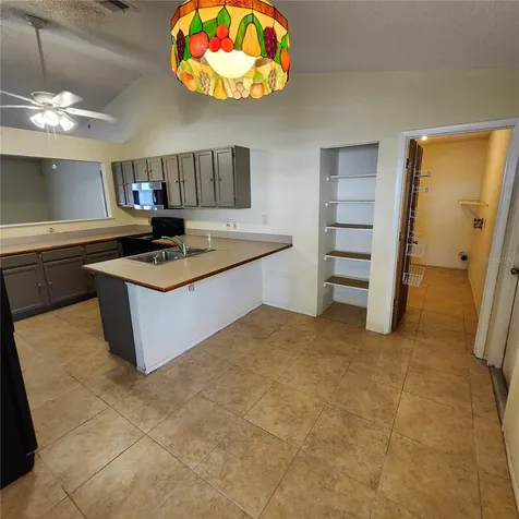 1056 Shady Hollow Drive Deland FL 32724