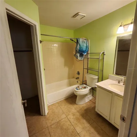 1056 Shady Hollow Drive Deland FL 32724
