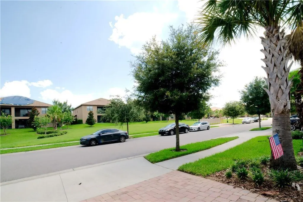 1251 Long Cove Loop Davenport FL 33896