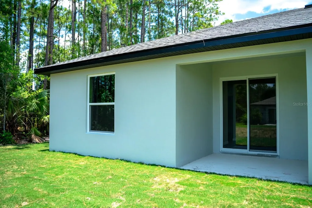 7 Service Berry Place Palm Coast FL 32164