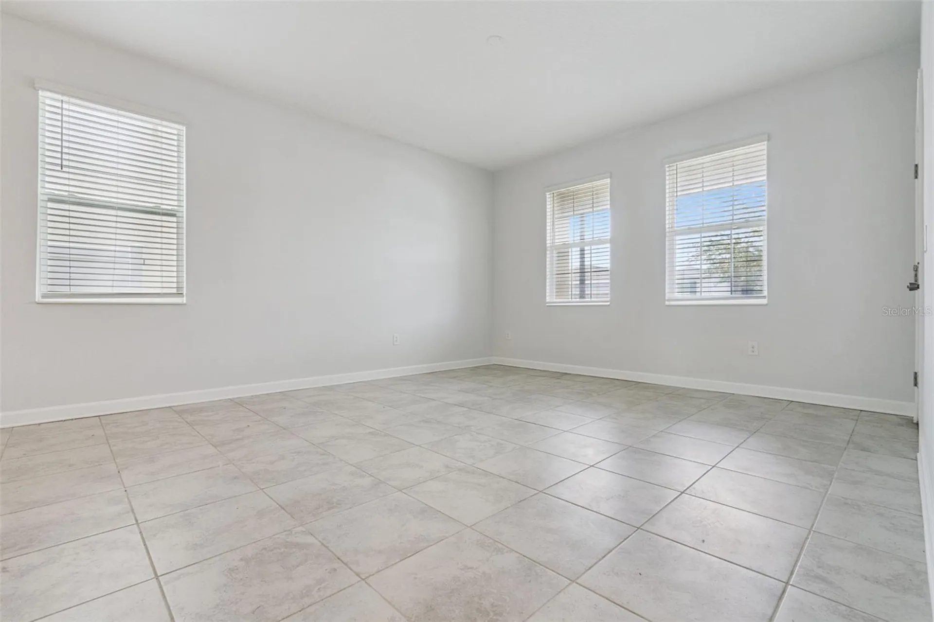 2369 Crescent Moon Street Kissimmee FL 34746