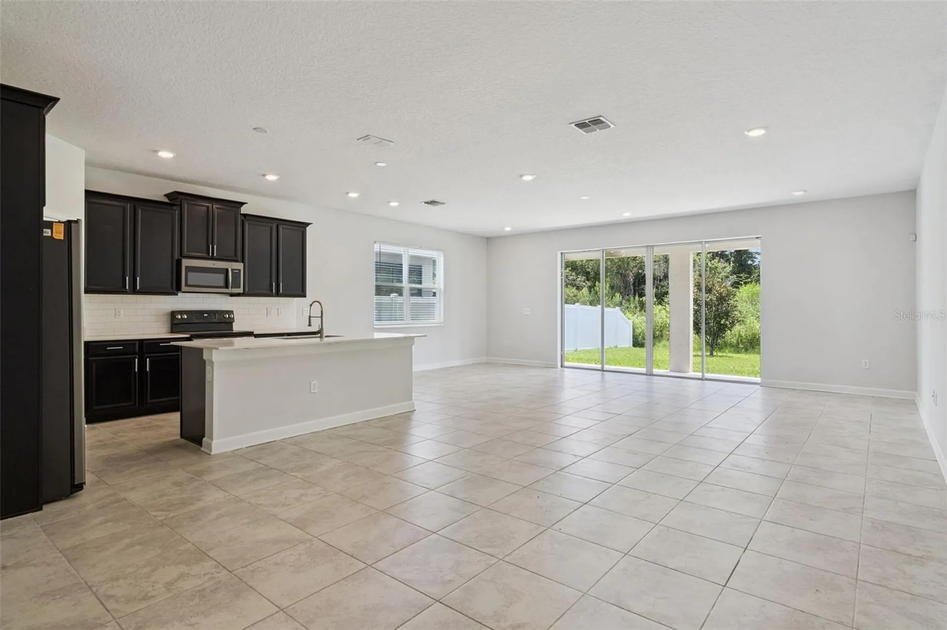 2369 Crescent Moon Street Kissimmee FL 34746