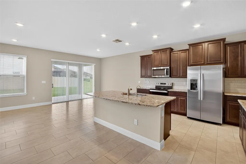 2546 Warren Acres Boulevard Wesley Chapel FL 33543