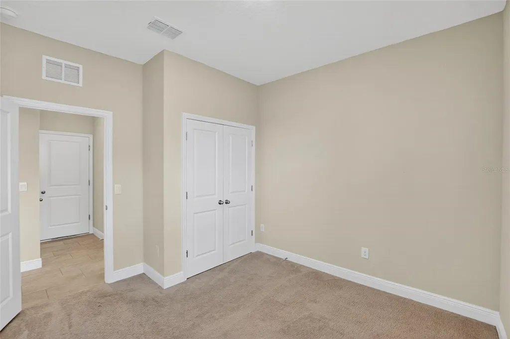 2546 Warren Acres Boulevard Wesley Chapel FL 33543