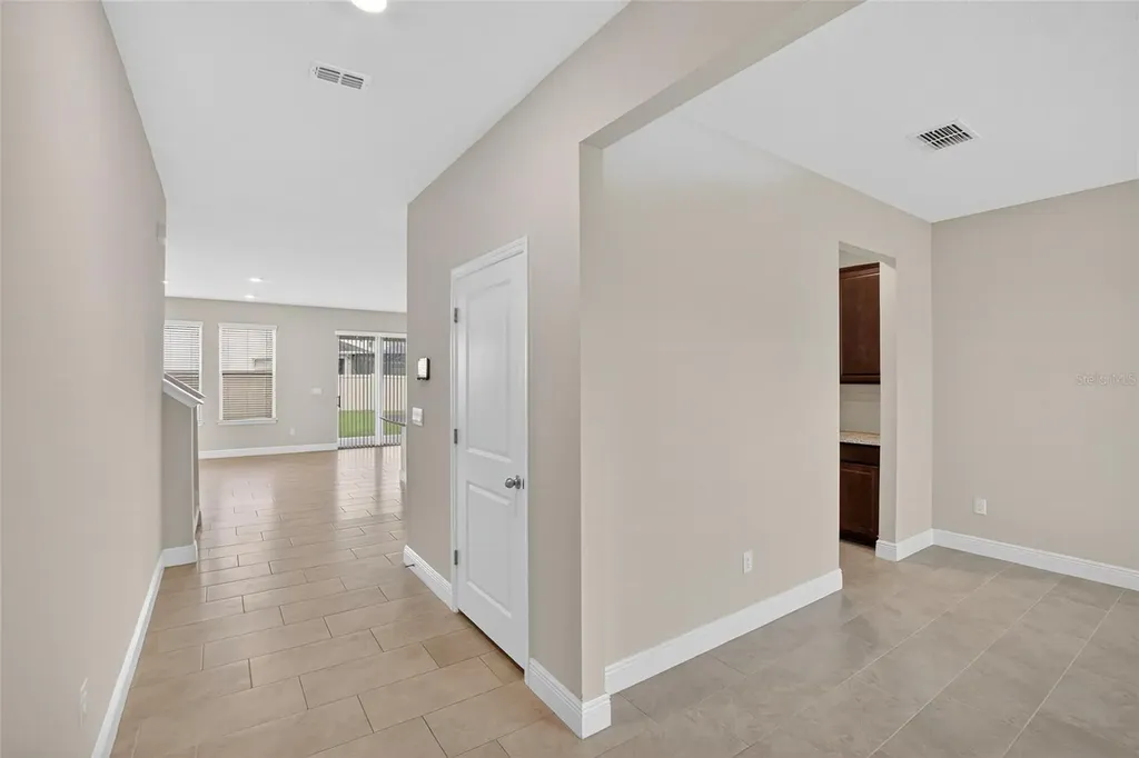2546 Warren Acres Boulevard Wesley Chapel FL 33543
