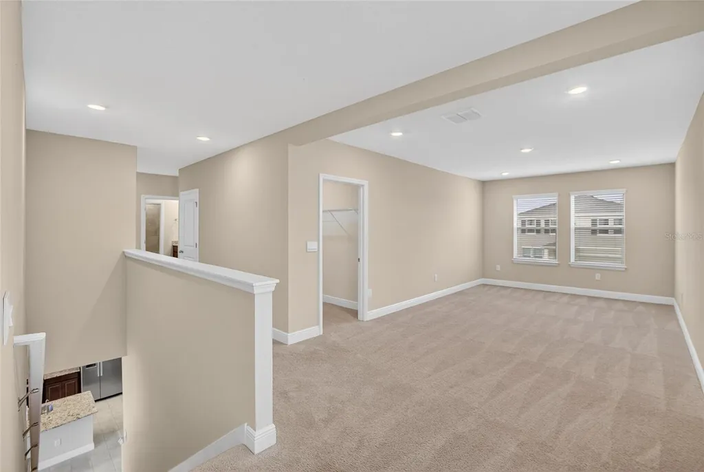 2546 Warren Acres Boulevard Wesley Chapel FL 33543