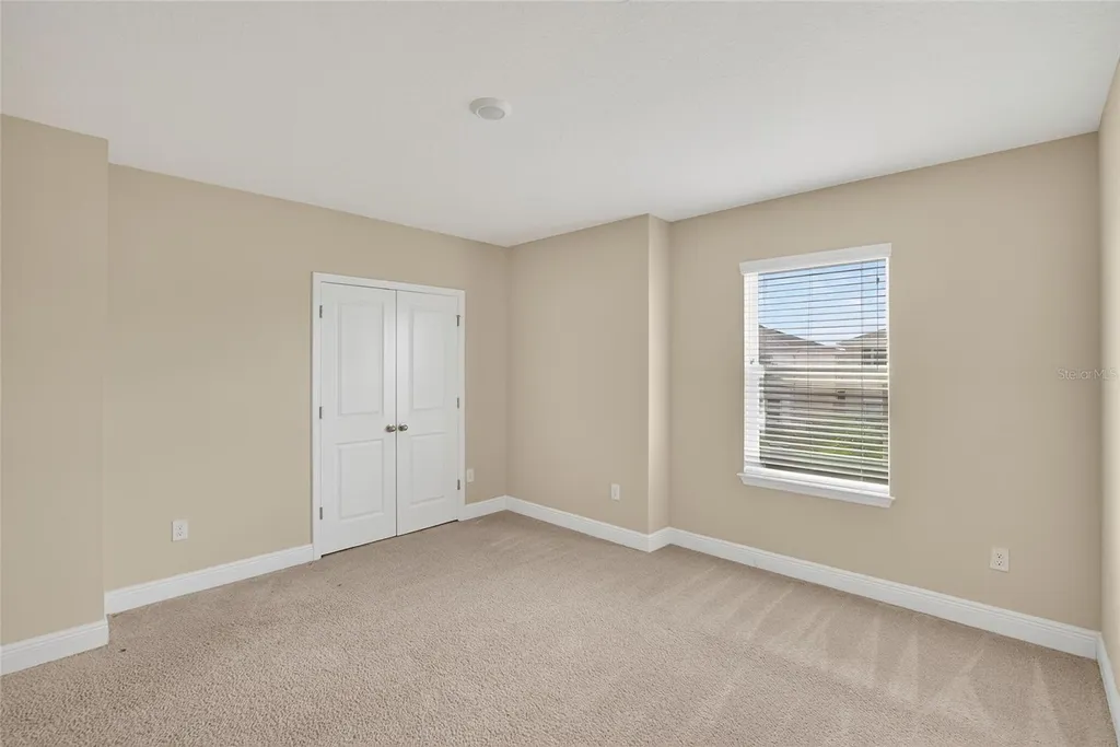 2546 Warren Acres Boulevard Wesley Chapel FL 33543
