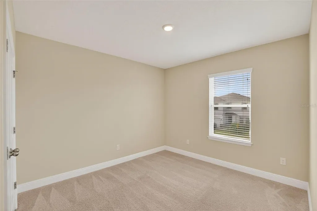 2546 Warren Acres Boulevard Wesley Chapel FL 33543