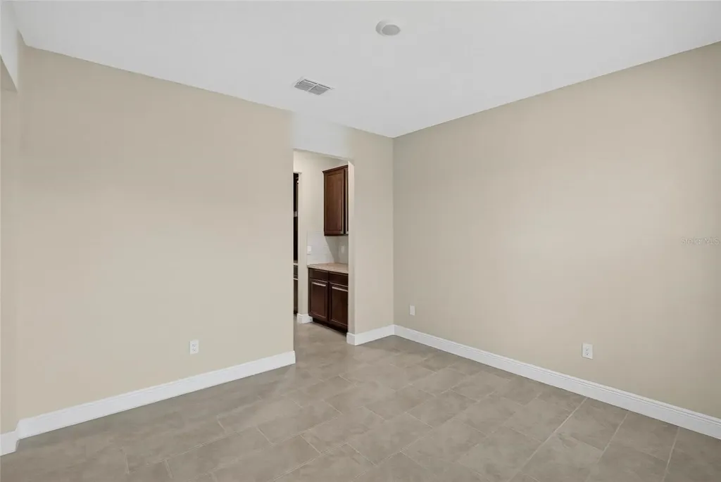 2546 Warren Acres Boulevard Wesley Chapel FL 33543