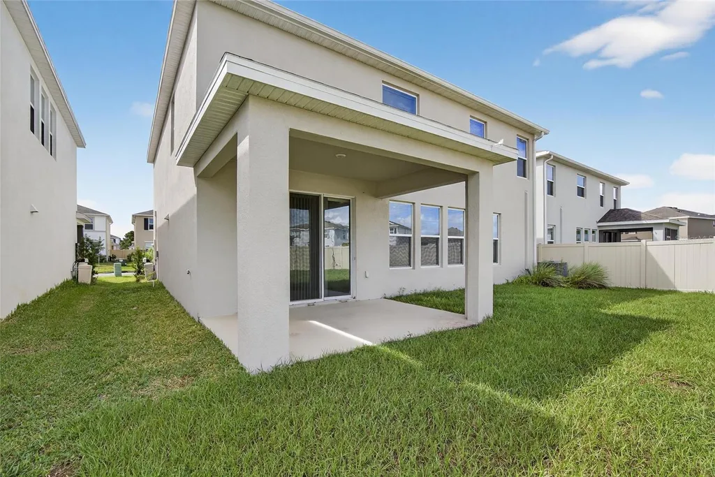 2546 Warren Acres Boulevard Wesley Chapel FL 33543