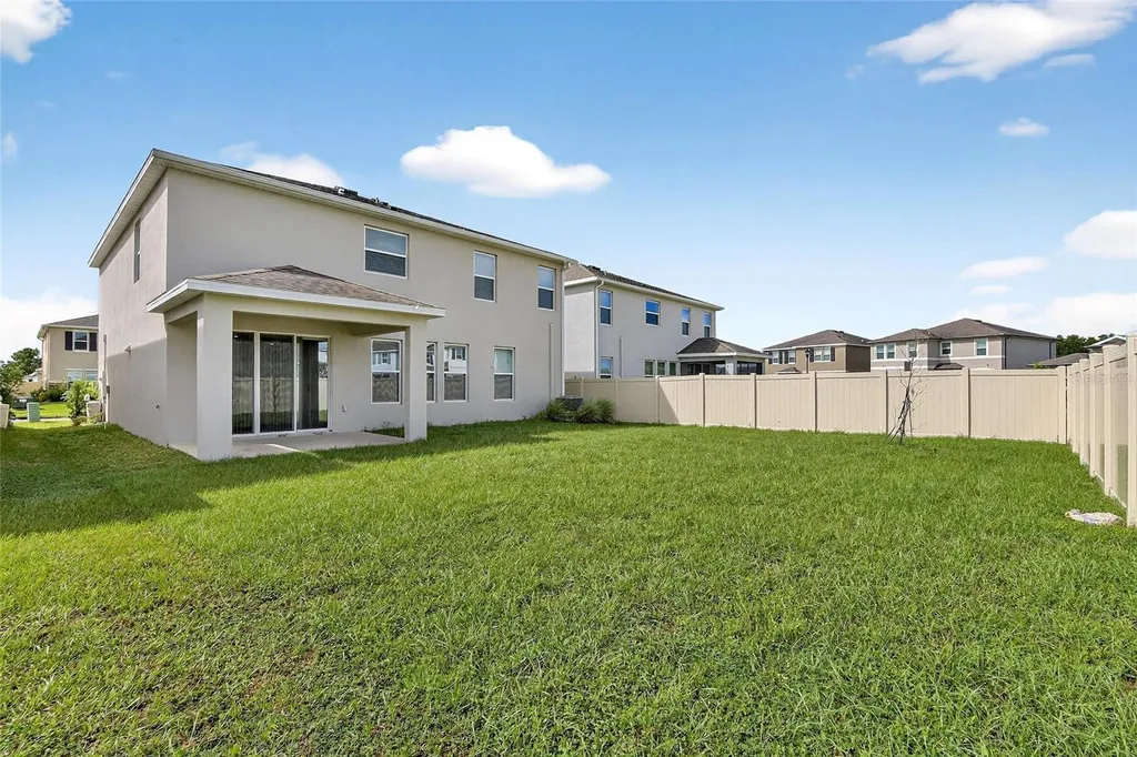 2546 Warren Acres Boulevard Wesley Chapel FL 33543