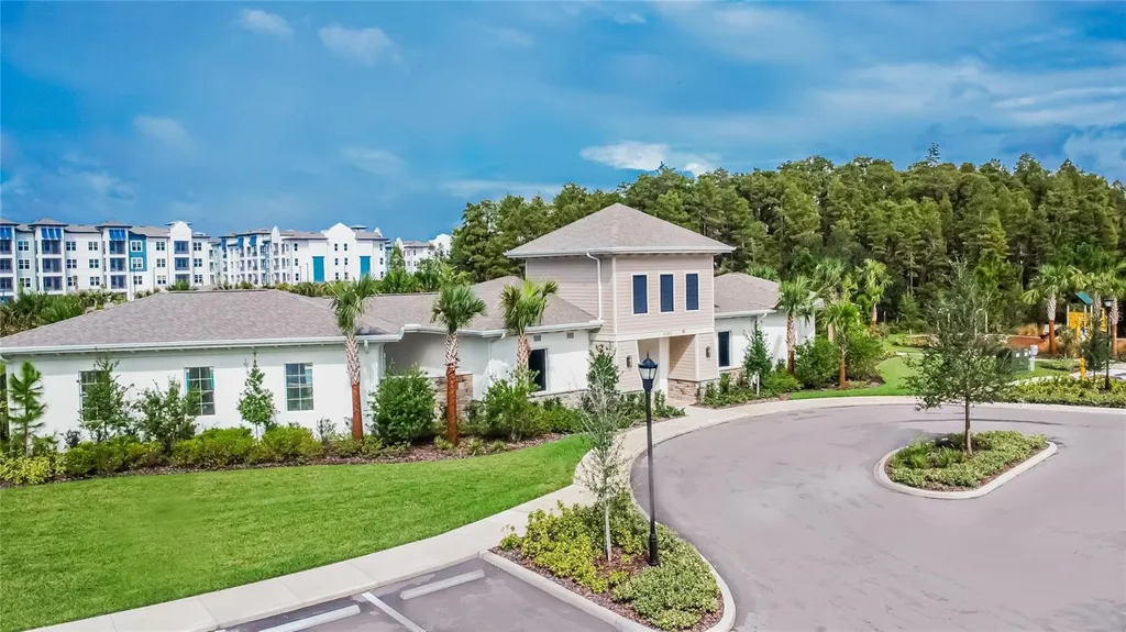 2546 Warren Acres Boulevard Wesley Chapel FL 33543