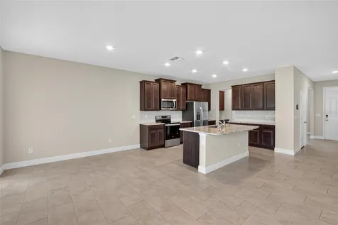 2546 Warren Acres Boulevard Wesley Chapel FL 33543