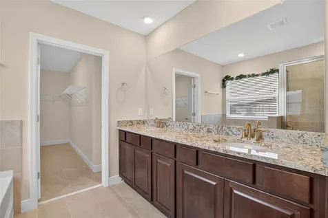 2546 Warren Acres Boulevard Wesley Chapel FL 33543