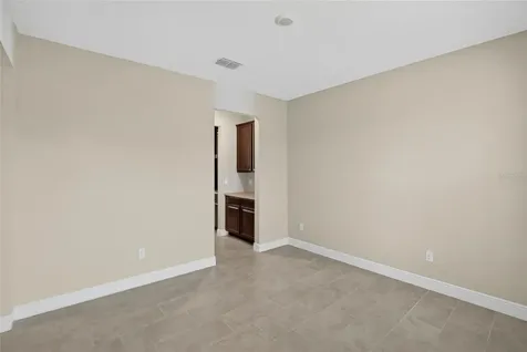 2546 Warren Acres Boulevard Wesley Chapel FL 33543